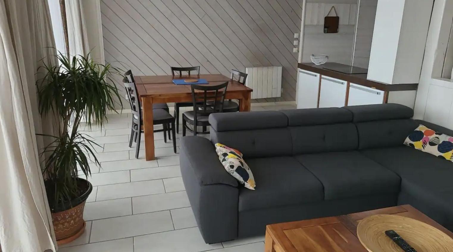 Appartement Vue Mer, Rdc, Plage De Trestrignel Perros-Guirec Luaran gambar